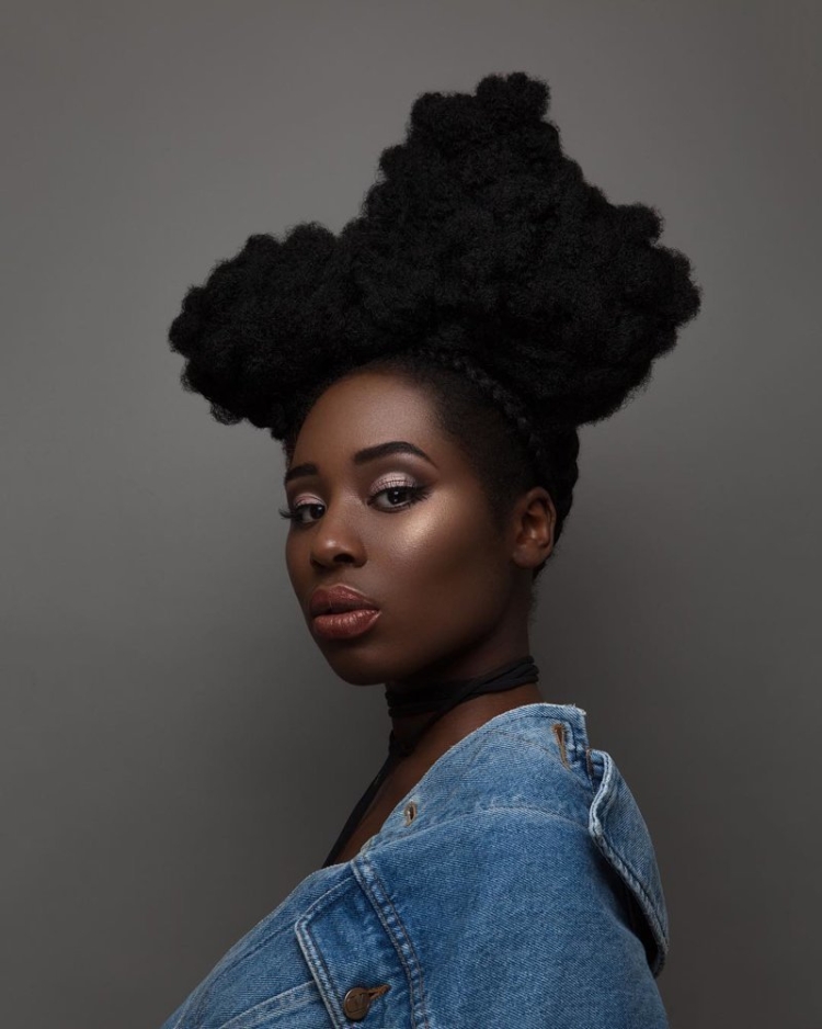 Высокие прически афроамериканок