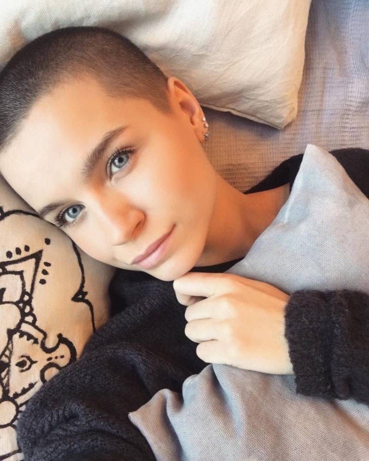 Инстаграм лысых девушек