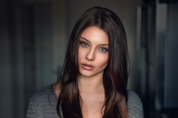 Мартин кюн брюнетка