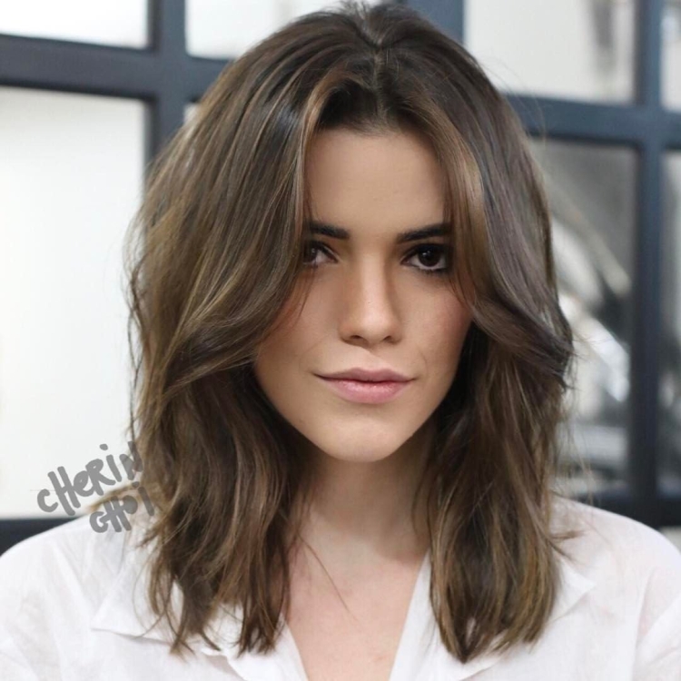 Контуринг каре каштановые волосы