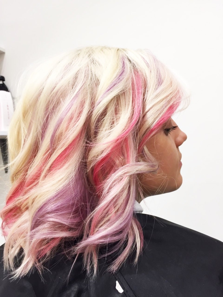 Розовые пряди