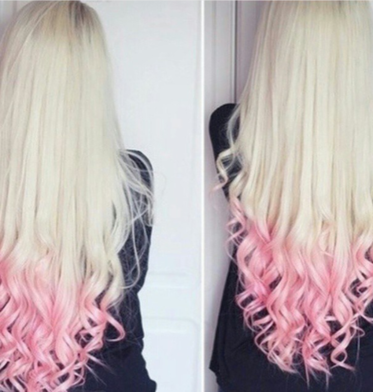 Блондинка с розовыми кончиками