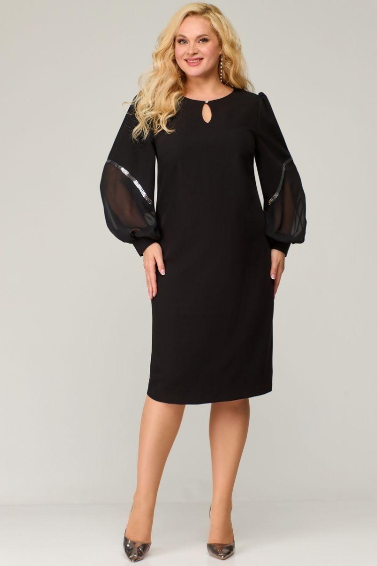 Модель Сьюзан стрит 60 лет