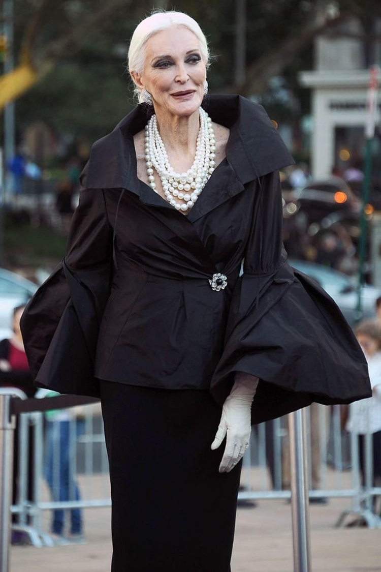 Стильная одежда для бабушек