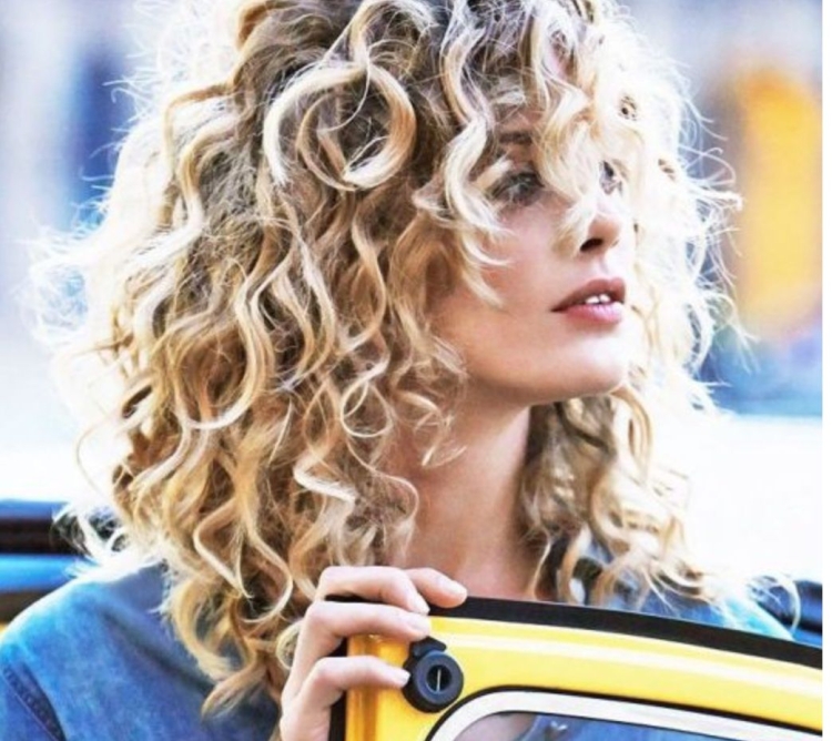 Литвинова Наталия кудрявая