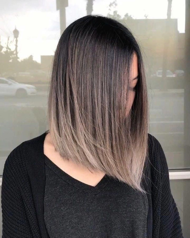 Балаяж на темные каре прямые