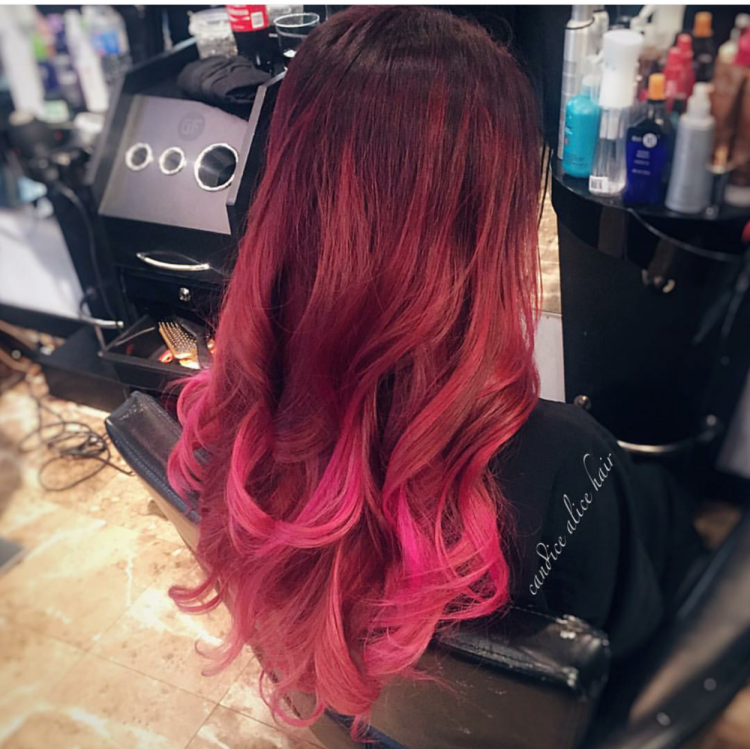 Красные кончики на русых волосах