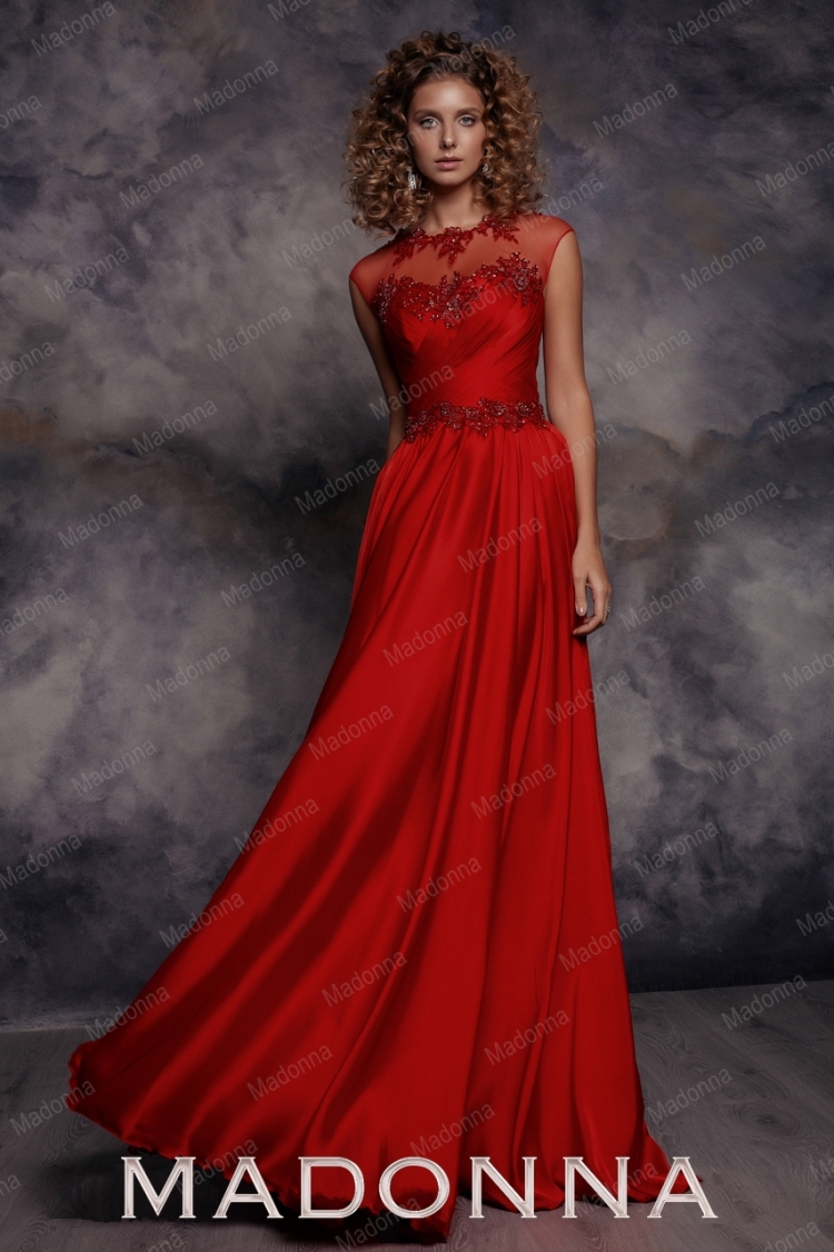Красное вечернее платье в пол