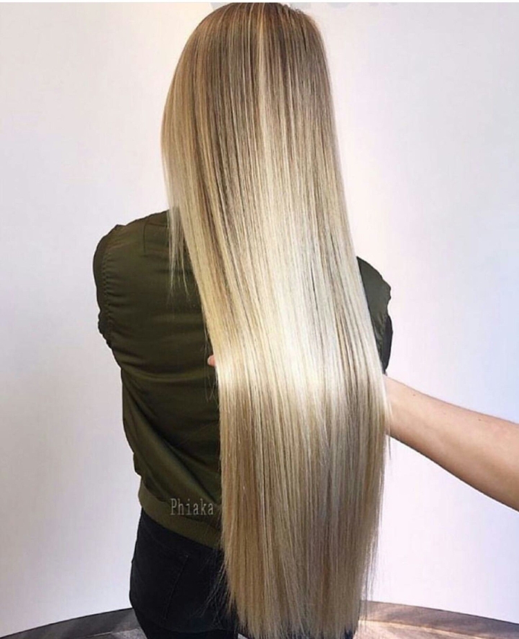 Шикарные длинные прямые волосы