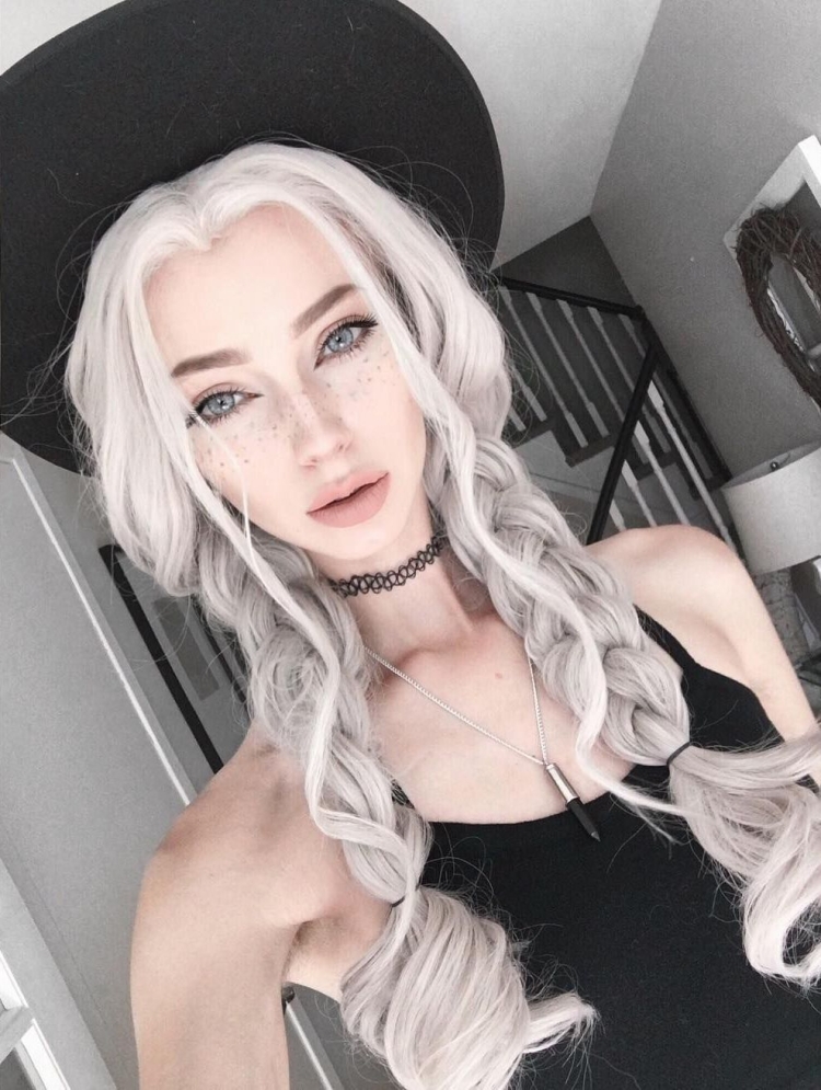 Сара Мари карда каре