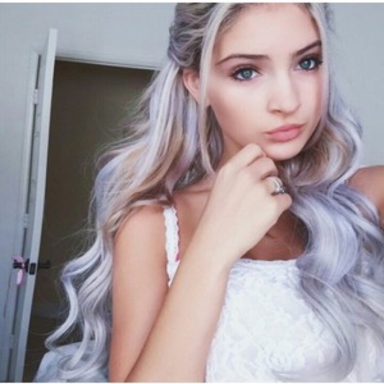 Элина Серова