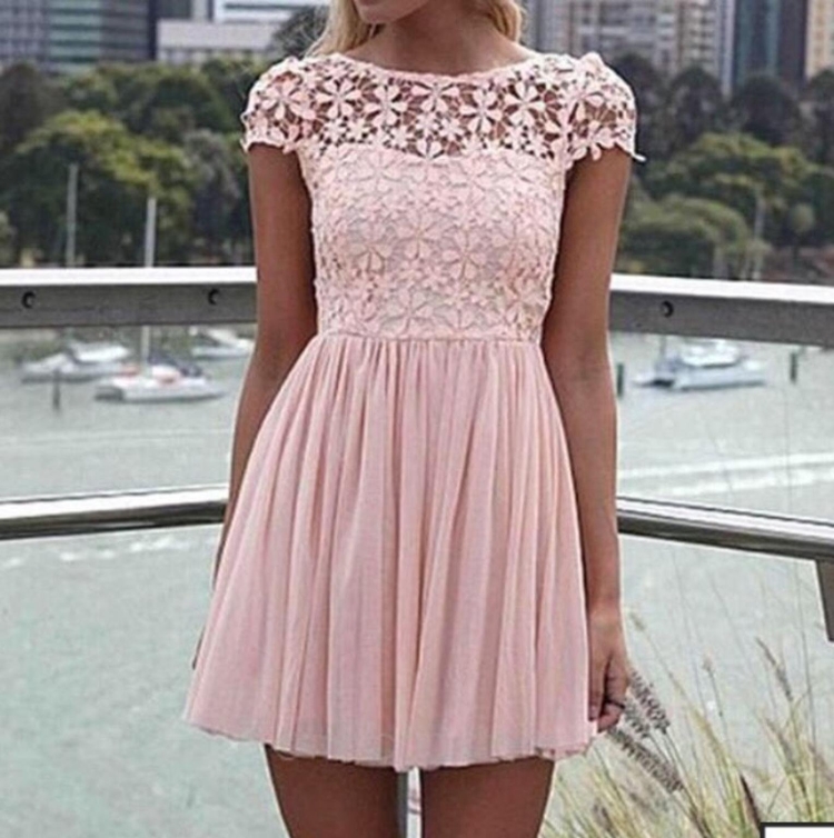 Нежные платья для девушек