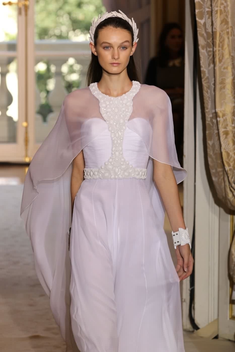 Свадебное платье с американской проймой