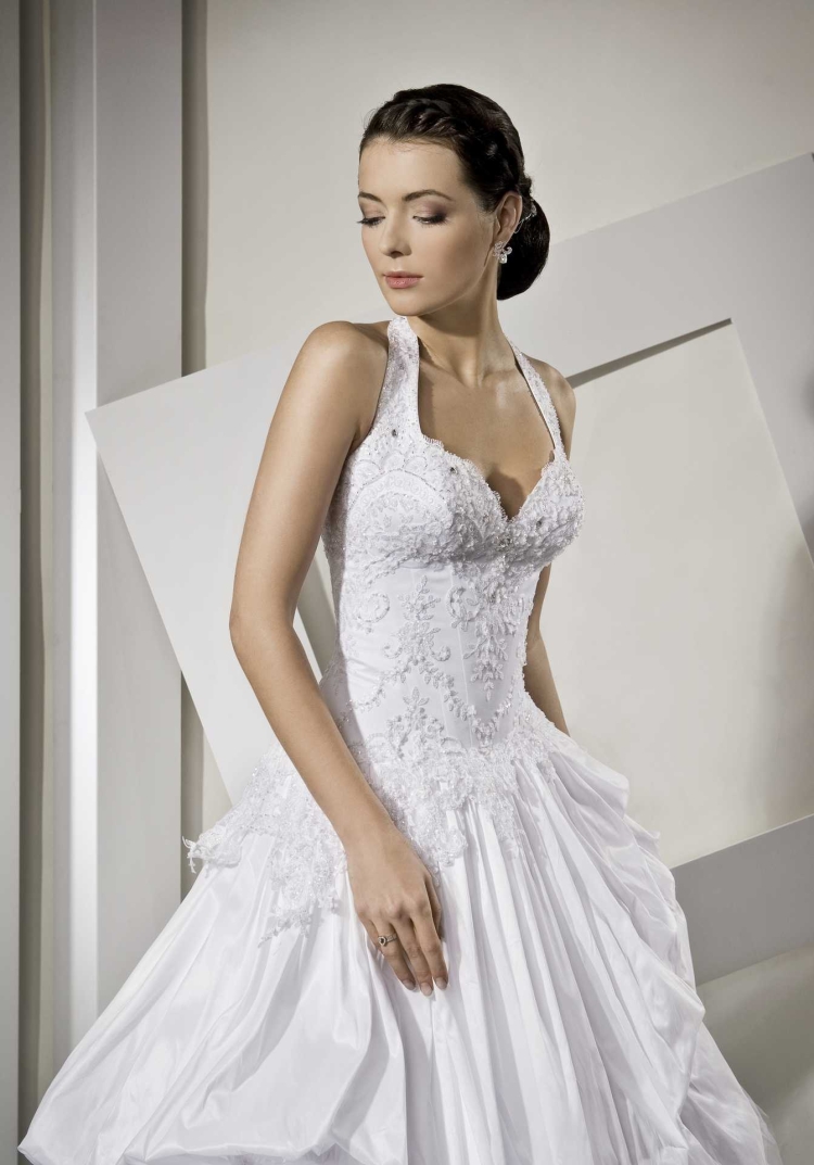 Летнее платье с американской проймой