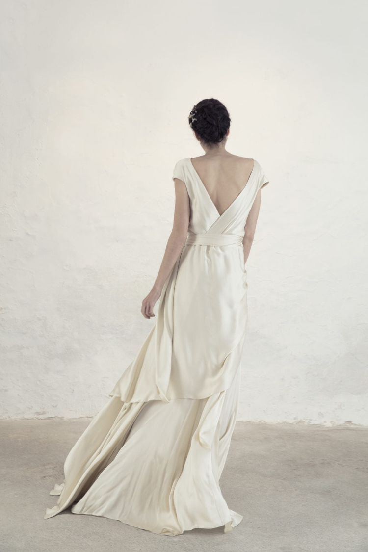 Платье без рукавов американская пройма