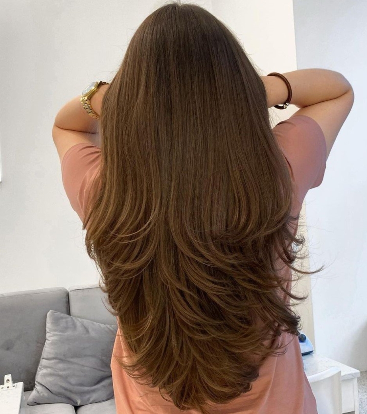 Каскад на длинные волосы в Инстаграм