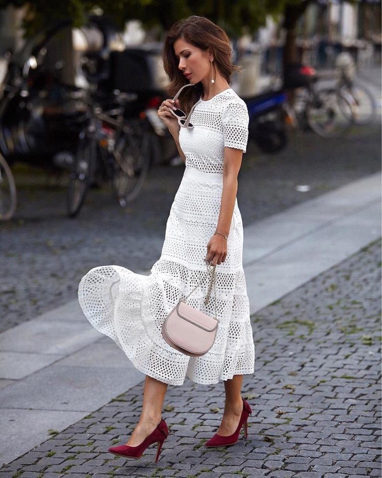 Стильные вязаные платья