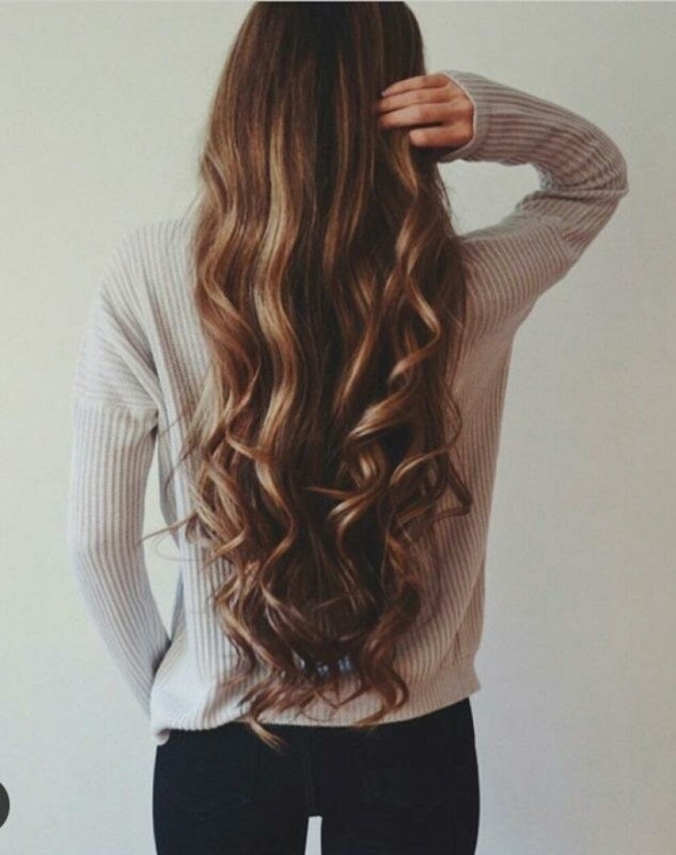 Шикарные длинные волосы