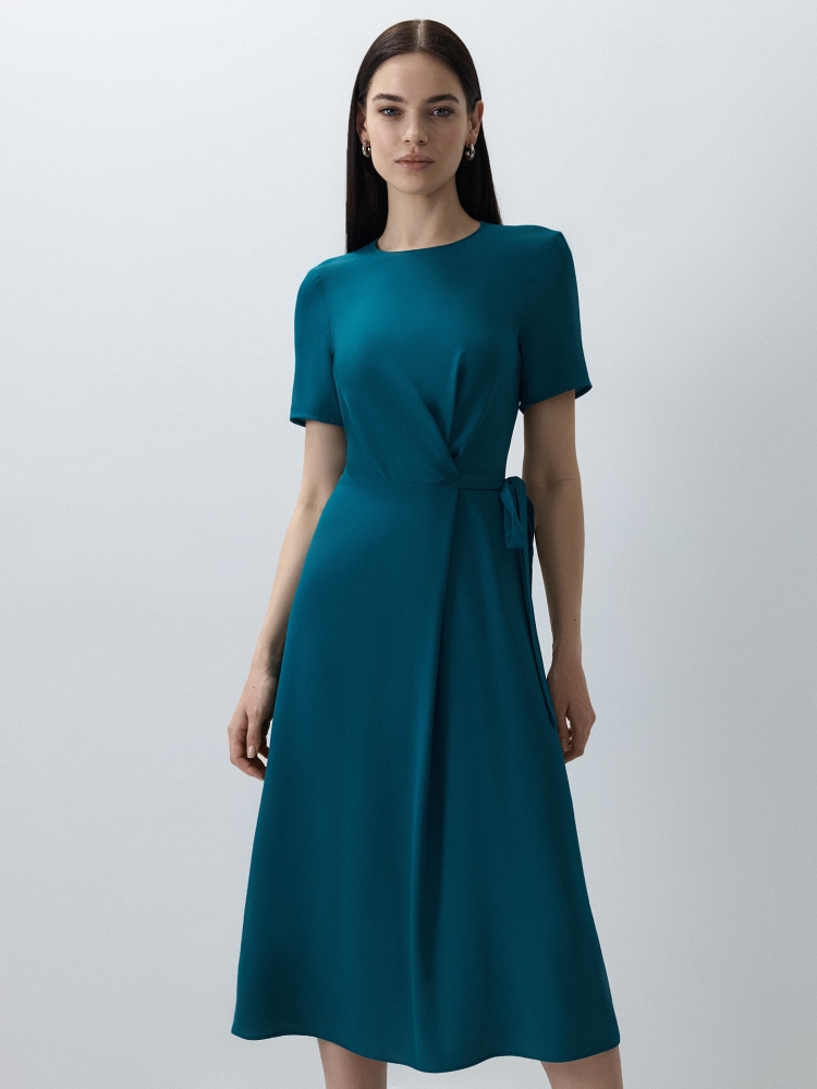 Женственные летние платья