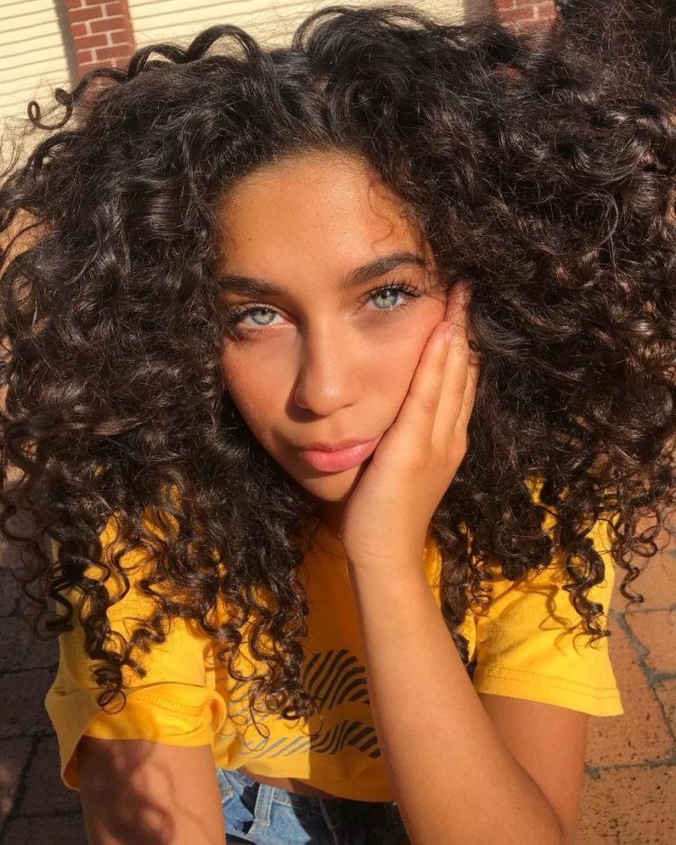 Марина кучерявая дублер