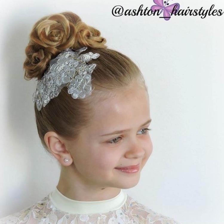 Свадебные прически с короной