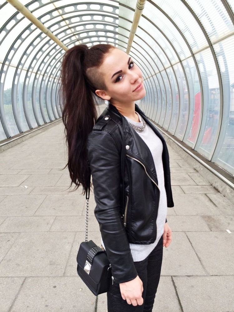 Стрижки женские длинные волосы виски сбриты