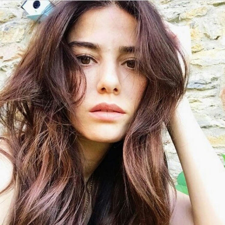 Эзги Гюрель