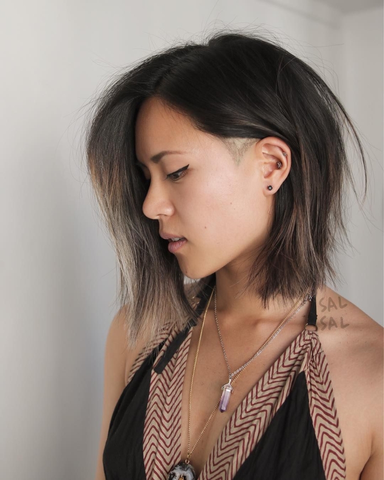 Стрижки на длинные волосы с выбритыми висками