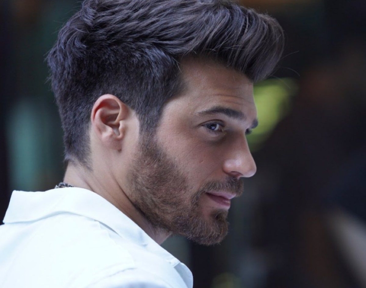 Озгюр Атасой