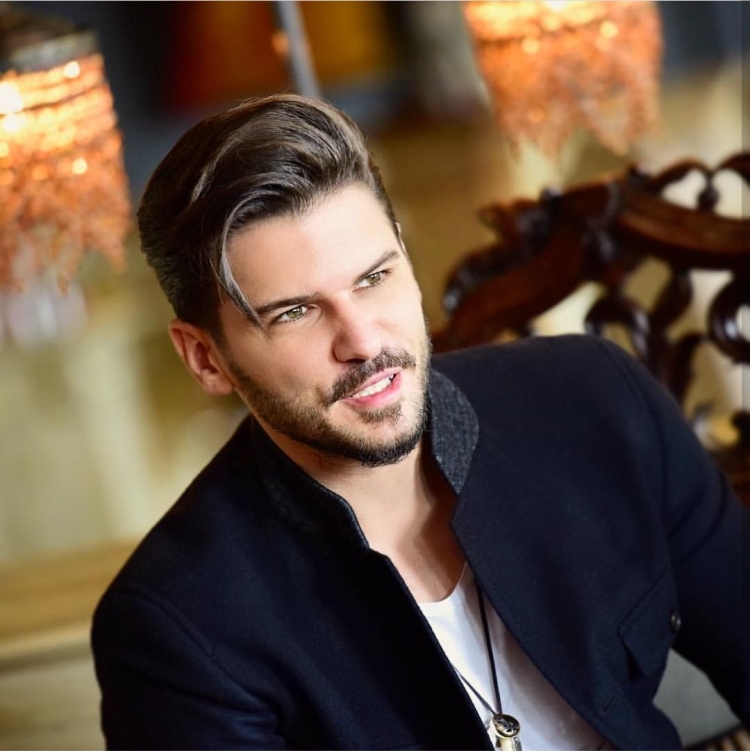 Толгахан Сайышман