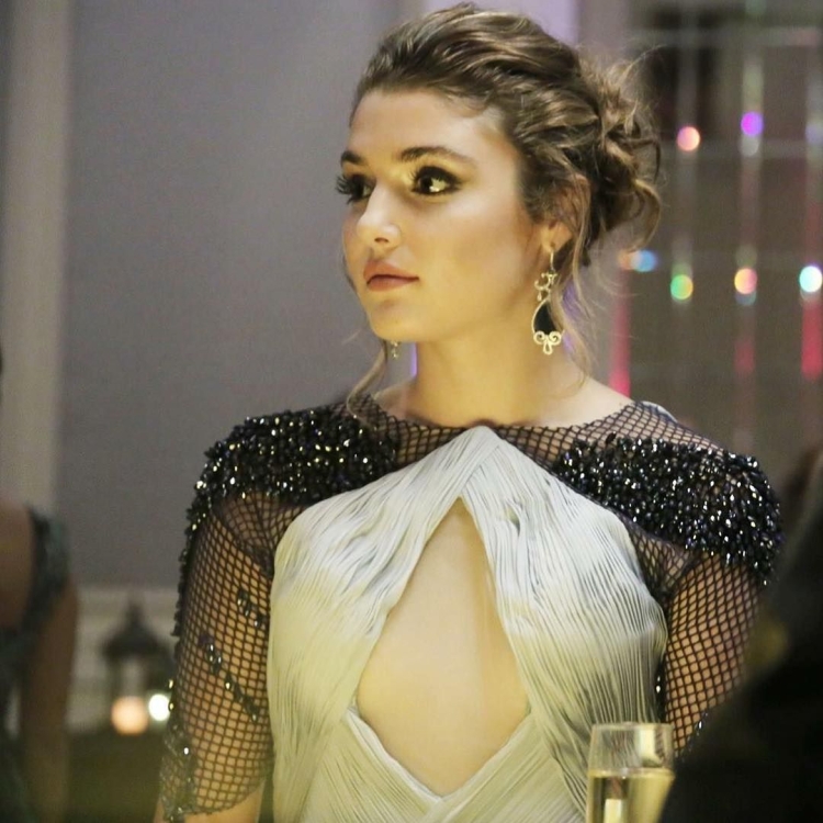 Ханде Эрчел Хаят