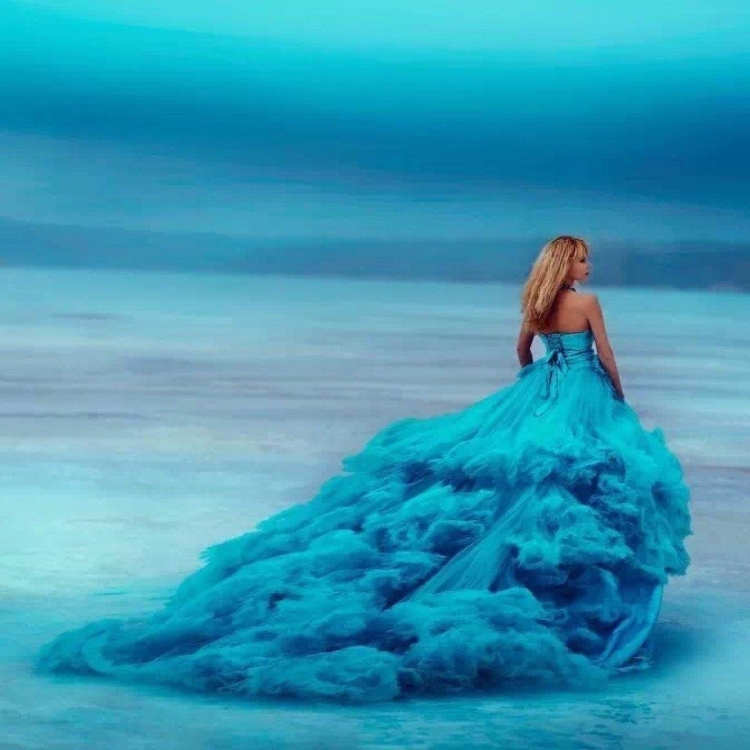 Solo u платье голубое