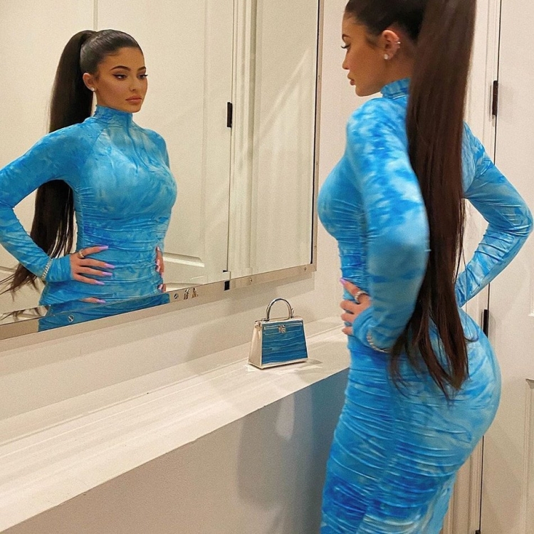 Красивые платья