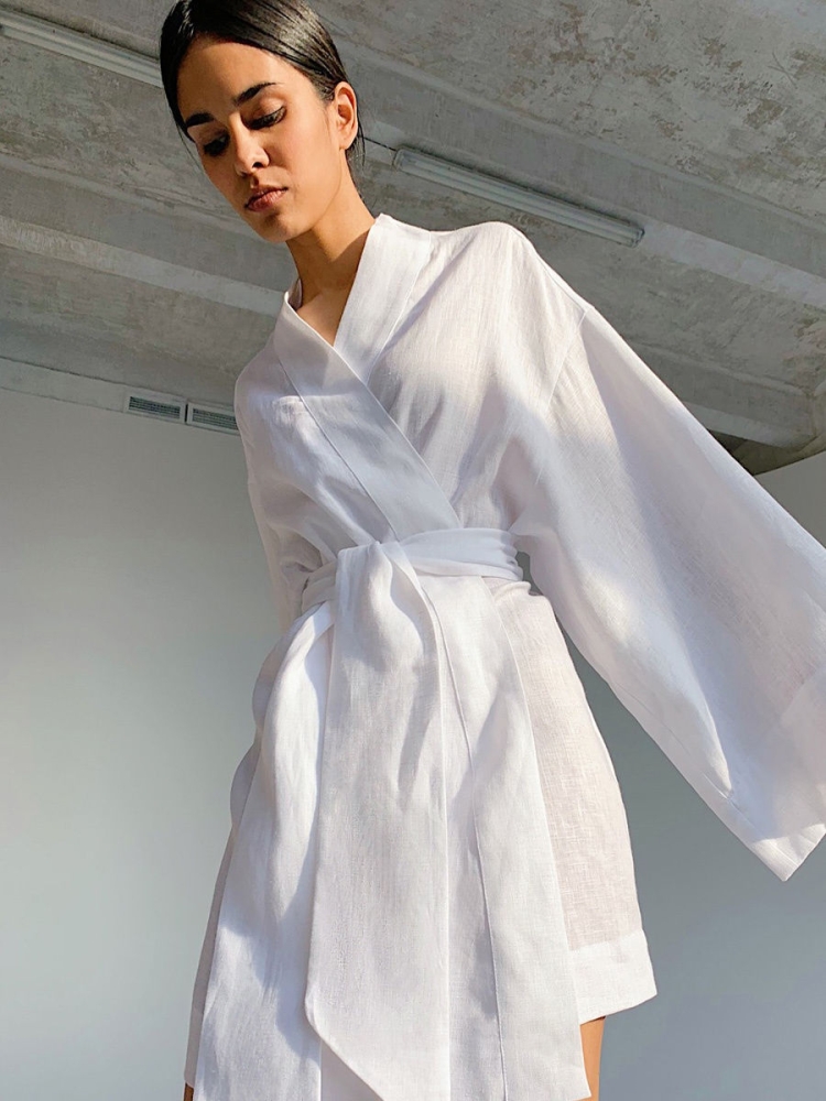 Платье кимоно белое