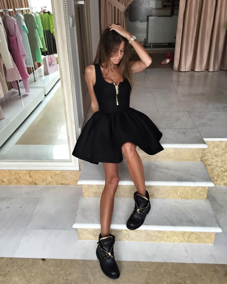 Розовые туфли на каблуке