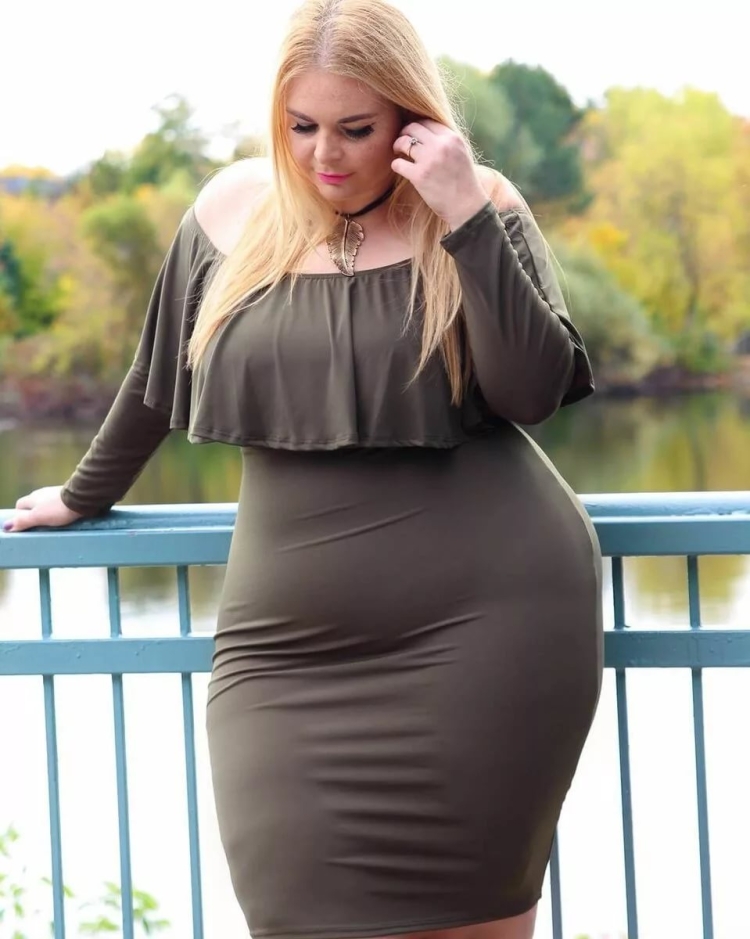 Эмбер Нова плюс сайз