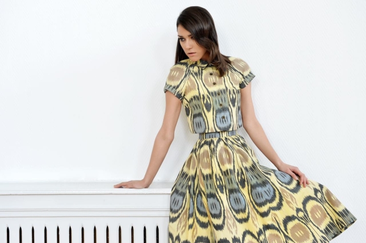 Платья икат адрас