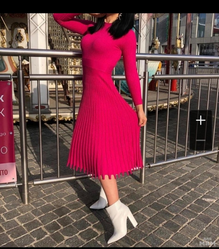 Платье с плиссированной юбкой Садовод