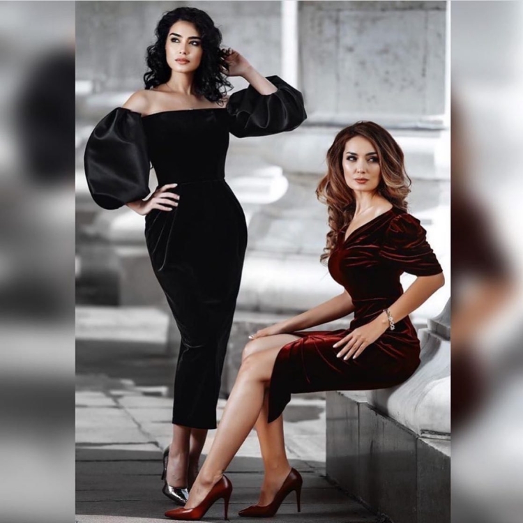 Изабель Гарсия бархатное платье