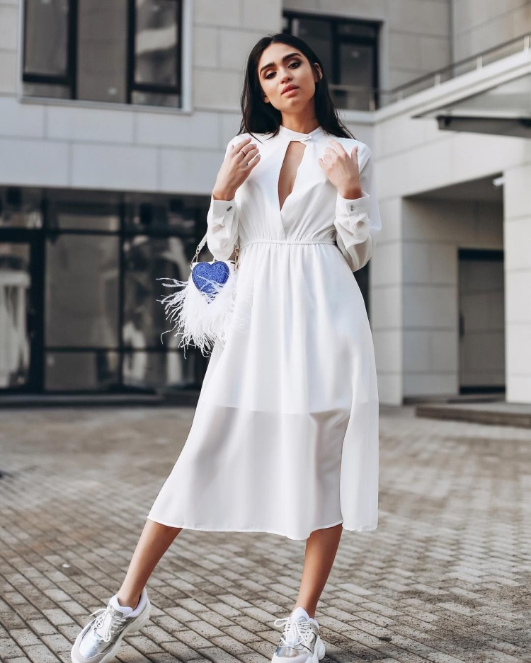 Стильное платье трапеция