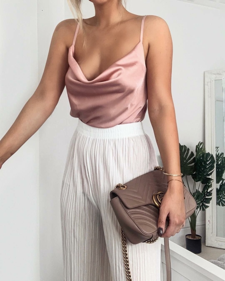 Платье сорочка в бельевом стиле