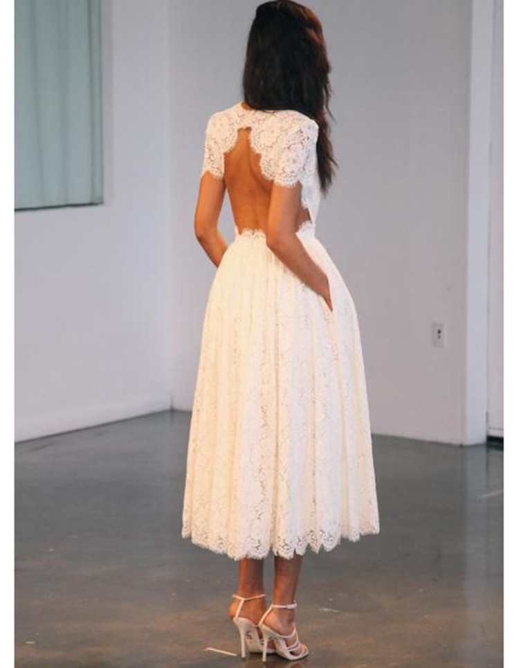 Летнее платье с открытой спиной