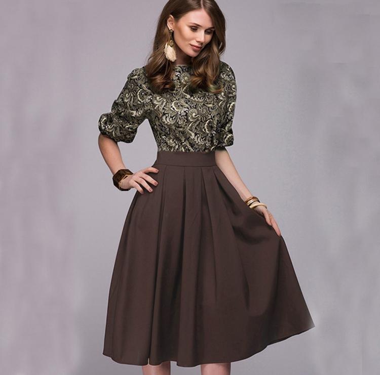 Платье коричневое