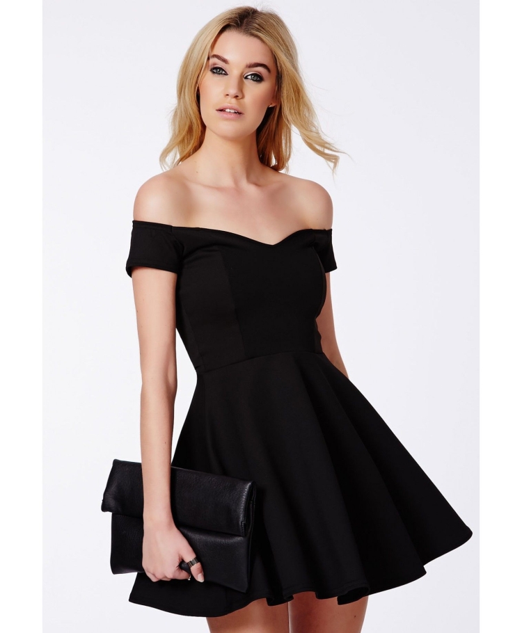 Платье черное