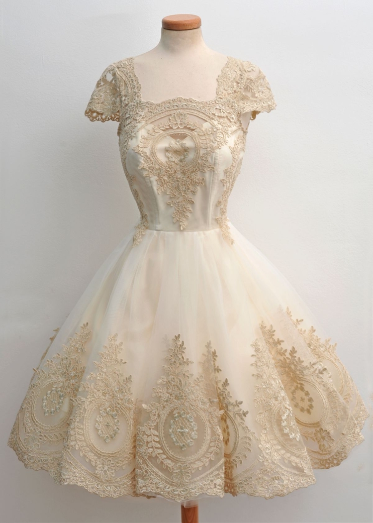 Винтажные платья на выпускной