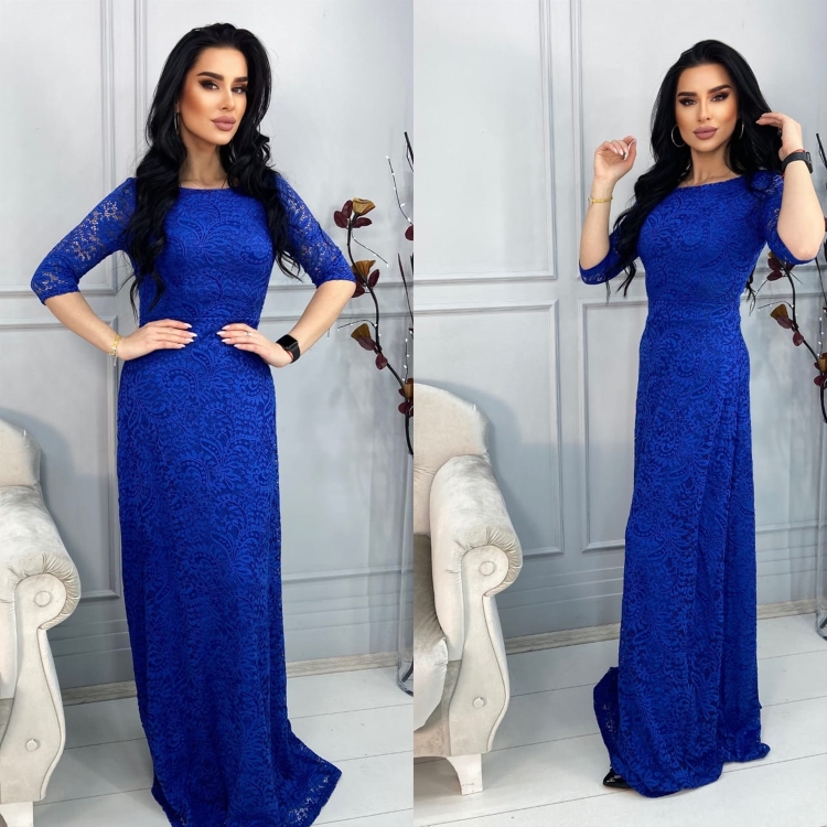 Длинное закрытое платье с гипюром