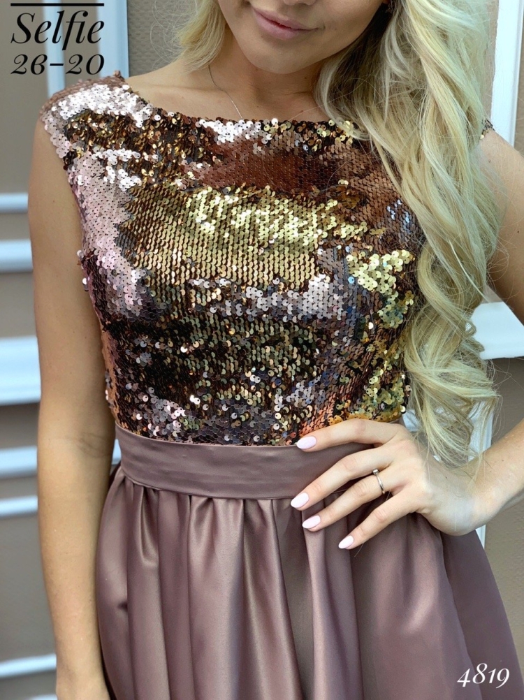 Платье с пайетками верх