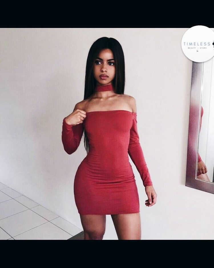 Трансы в обтягивающих платьях