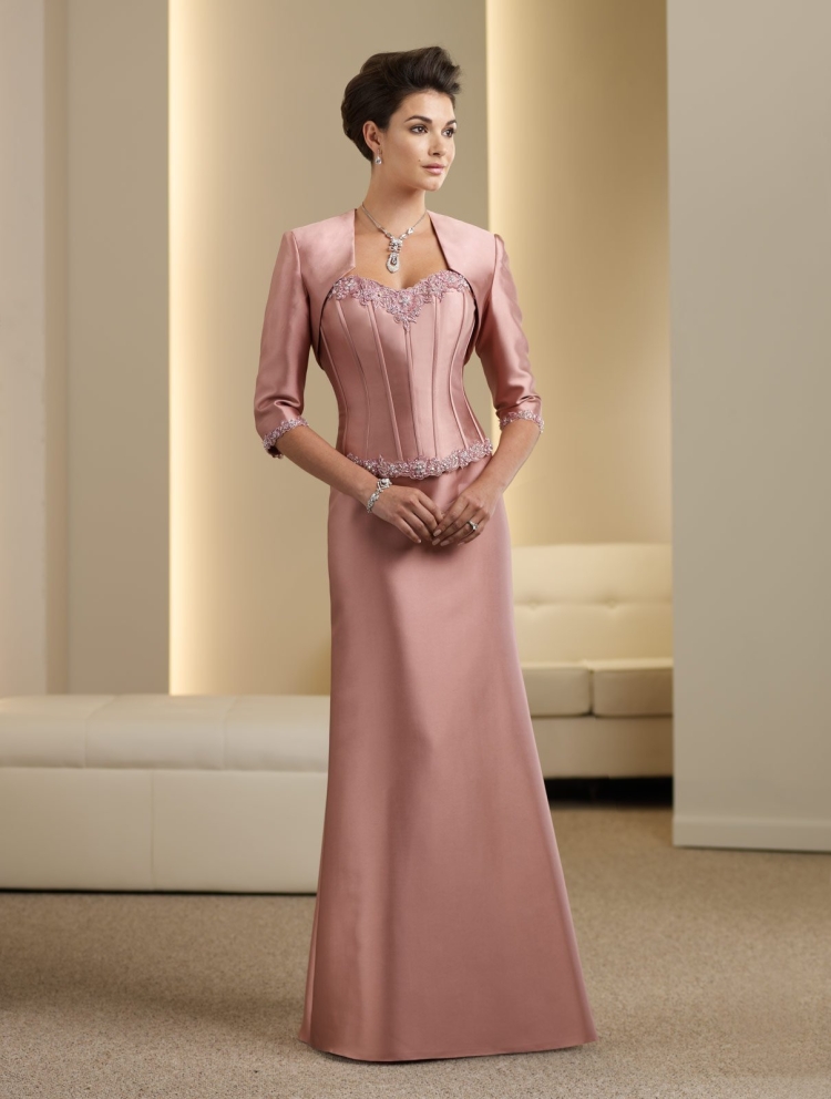 Вечерние платья на свадьбу для мамы