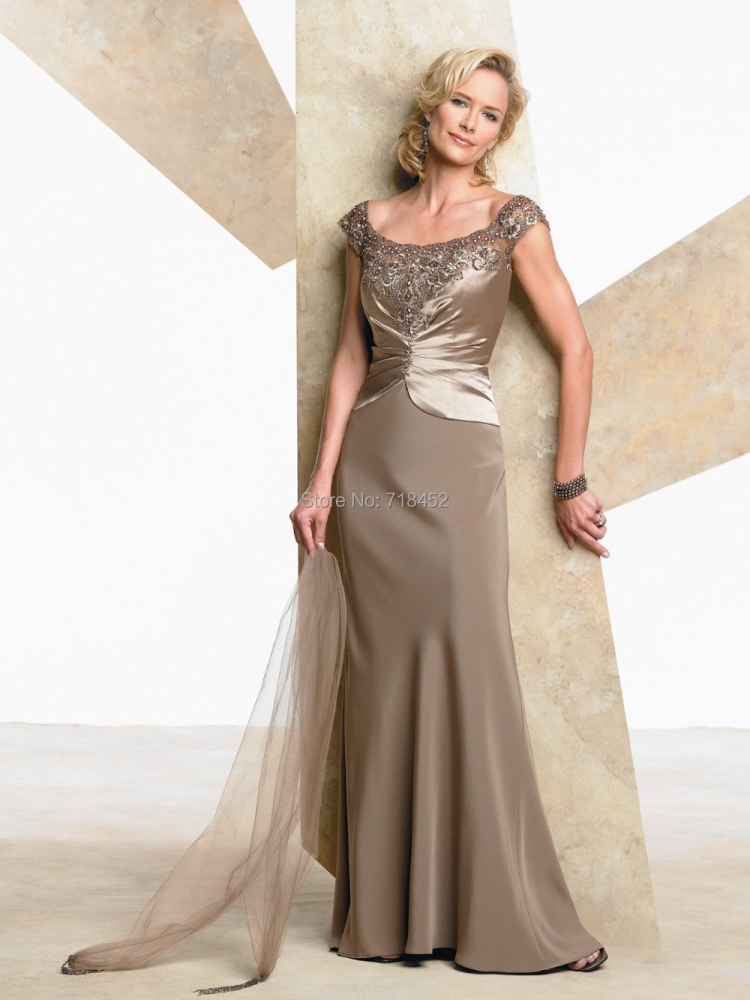 Фасон платья на свадьбу для мамы невесты